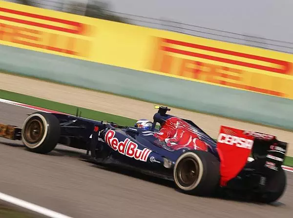Daniel Ricciardo Foto zur News: Toro Rosso schöpft neuen Mut
