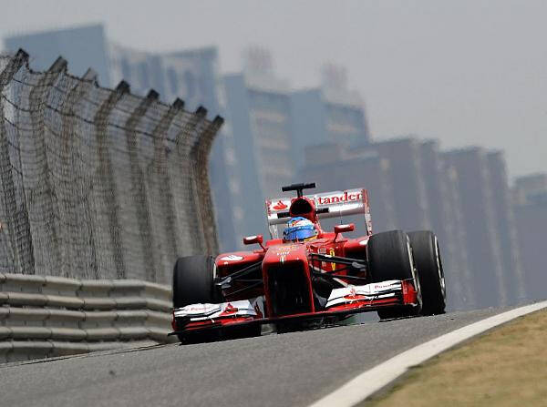 Foto zur News: China: Ferrari dominiert das Abschlusstraining