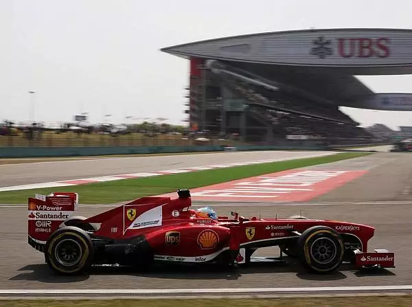 Fernando Alonso Foto zur News: Ferrari erwartet super-spannendes Rennen