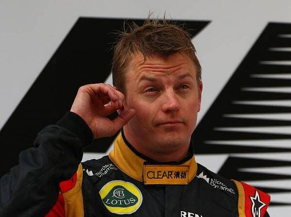 Foto zur News: Räikkönen: "Wusste nicht, ob Flügel gewechselt wurde"