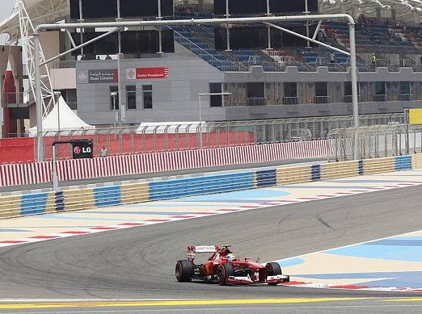 Foto zur News: Bahrain-Auftakt: Ferrari sofort schnell
