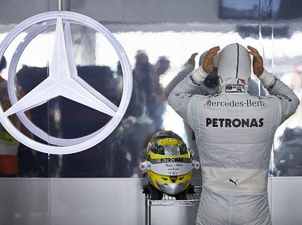 Foto zur News: Mercedes will Rennpace in Barcelona steigern