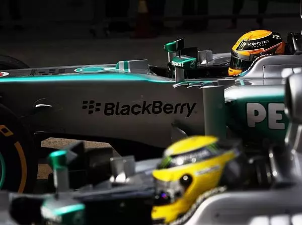 Nico Rosberg, Lewis Hamilton Foto zur News: Rosberg über die Gratwanderung im Teamduell mit Hamilton