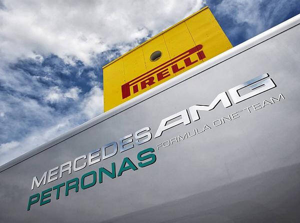 Foto zur News: FIA-Anhörung: Mercedes will "Faktenlage offen erklären"