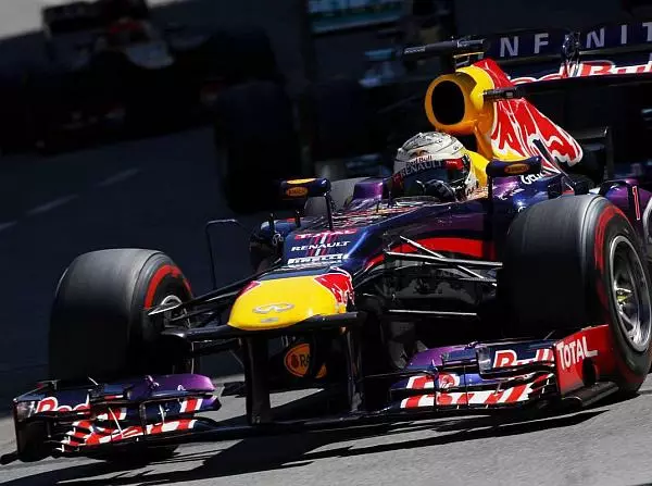 Sebastian Vettel Foto zur News: Rosberg siegt, aber Vettel ist der große Gewinner