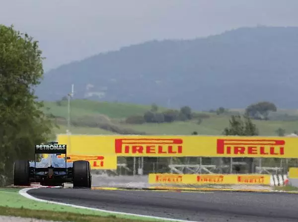 Lewis Hamilton Foto zur News: Reifen-Test kein Vorteil? Ferrari bestätigt Mercedes-Argumente