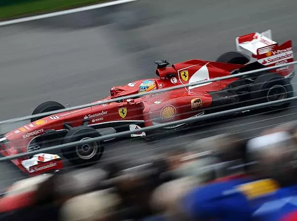 Fernando Alonso Foto zur News: Ferrari rätselt: Wo stehen wir?