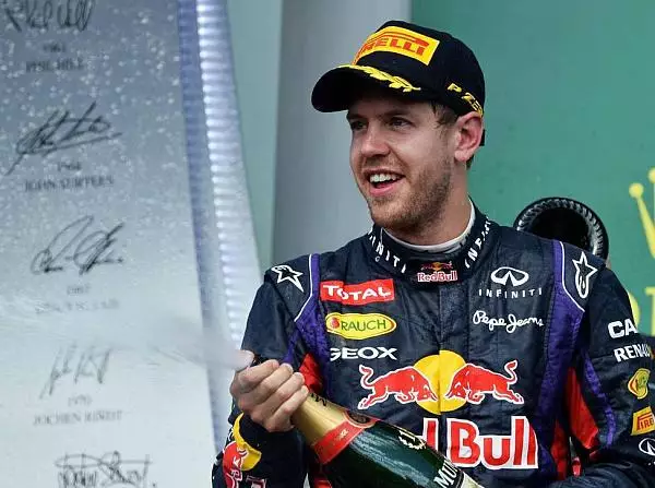 Sebastian Vettel Foto zur News: Vettels größte Sorge: "Bloß nicht zu langsam fahren"