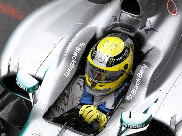 Foto zur News: Mercedes voran: Bestzeit für Rosberg in Silverstone
