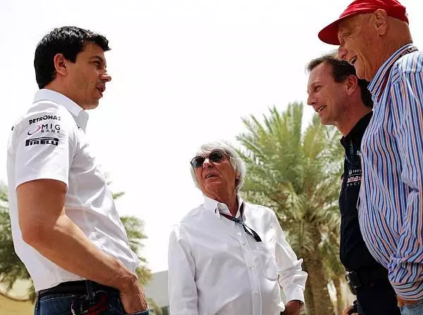 Toto Wolff, Bernie Ecclestone, Christian Horner Foto zur News: Wolff und der Test: "Hätte ich von der Lawine gewusst..."