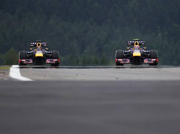 Foto zur News: Deutsche beim Heimspiel voran: Vettel vor Rosberg