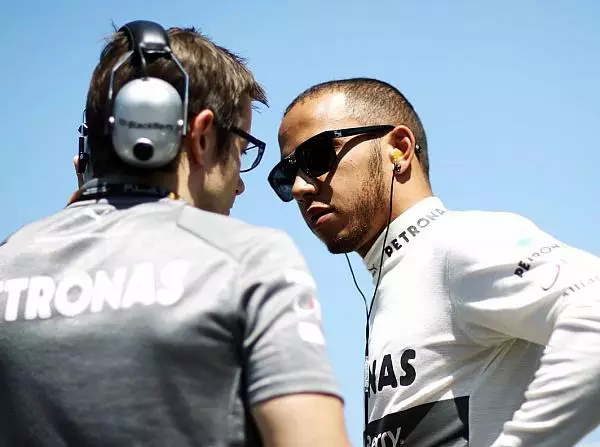 Foto zur News: Keine Silberpfeile in Silverstone: Hamilton findet Nachteil unfair