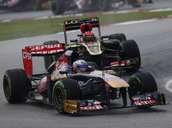 Foto zur News: Horner deutet an: Räikkönen gegen Ricciardo um Webber-Sitz