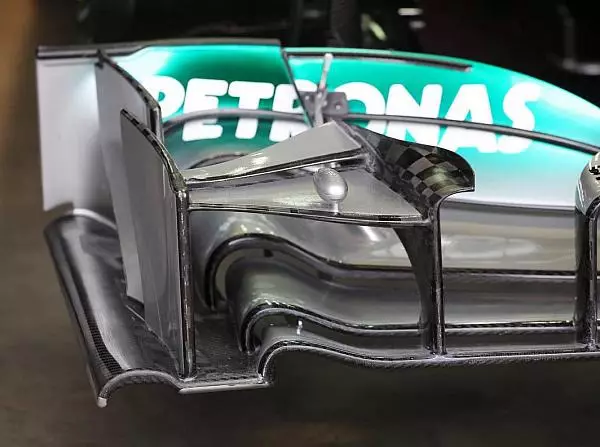 Foto zur News: Mercedes auf Upgrade-Jagd: Thermo-Sensor und Passiv-DRS