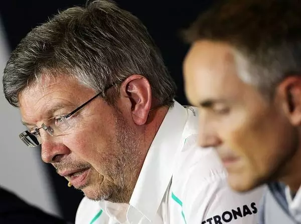 Ross Brawn, Martin Whitmarsh Foto zur News: Brawn: "Politik ist nicht meine Stärke"