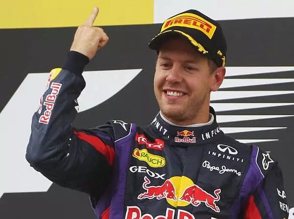 Sebastian Vettel Foto zur News: Vettel: Die Finger-Geste steht nicht zur Diskussion