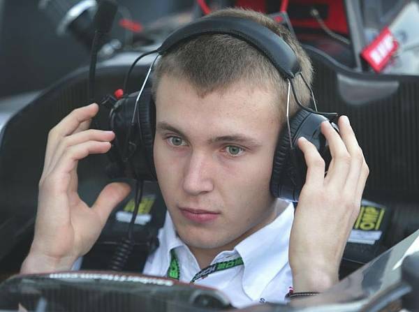 Foto zur News: Petrow: "Sergei weiß nicht, was ihn erwartet"