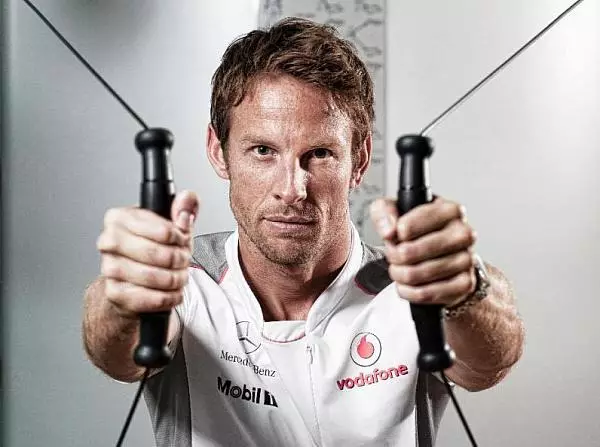 Foto zur News: Button: "Man braucht Fleisch auf den Rippen"