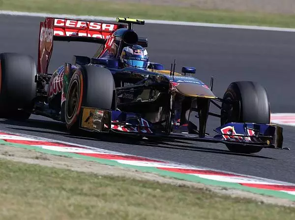 Foto zur News: Toro Rosso freut sich über gelungenen Start