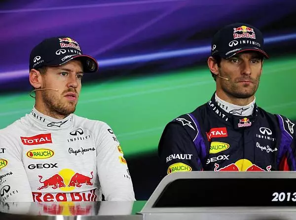 Sebastian Vettel, Mark Webber Foto zur News: Red Bull: Probleme bei Vettel, doch Webber glänzt