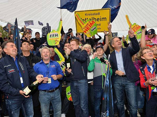 Foto zur News: Public Viewing: "Vettelheim" feiert den vierten WM-Titel