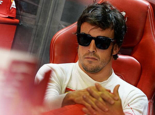Foto zur News: Alonso hofft auf morgen: "Bislang nicht konkurrenzfähig"