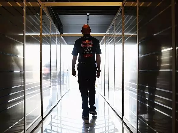 Adrian Newey Foto zur News: Red Bull - Der Weg zum Erfolg 2013