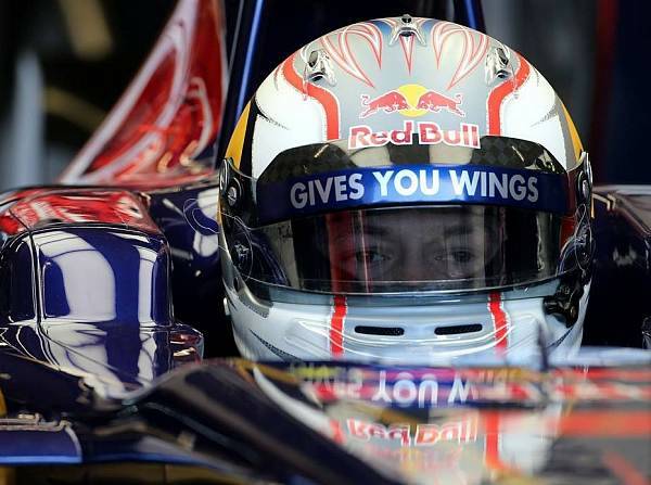 Foto zur News: Ricciardo: Kwjat "wird von Woche zu Woche erwachsener"