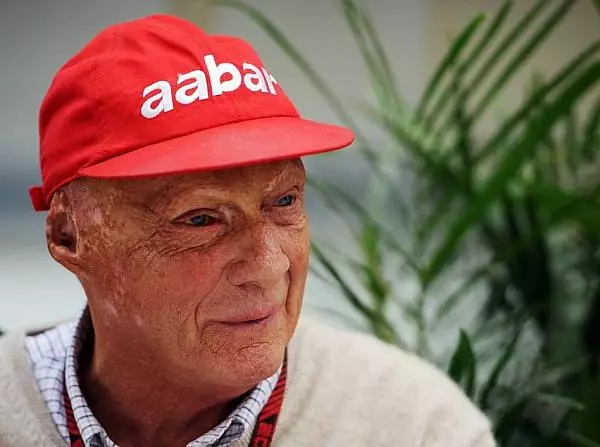 Foto zur News: Unermüdlicher Lauda: Arbeit statt Geburtstagsfeier