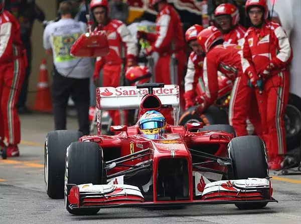 Fernando Alonso Foto zur News: Ferrari: Ärger über Massas Bestrafung