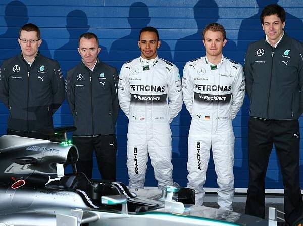 Foto zur News: Lowe: "Genau darum sollte es in der Formel 1 gehen"