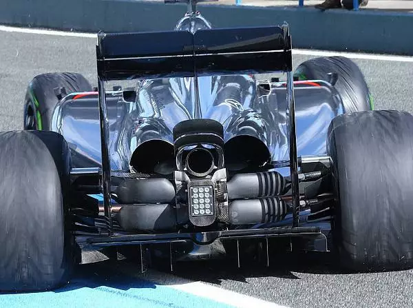 Foto zur News: McLaren-Heck als Vorbild: Futter für den Diffusor
