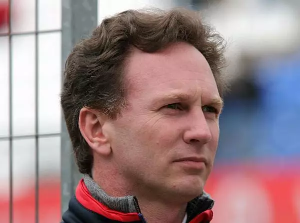 Foto zur News: Horner lässt's drauf ankommen: "Würden wieder so handeln"