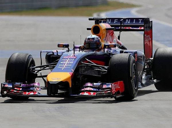 Foto zur News: Ricciardo erkennt positive Ansätze bei Red Bull