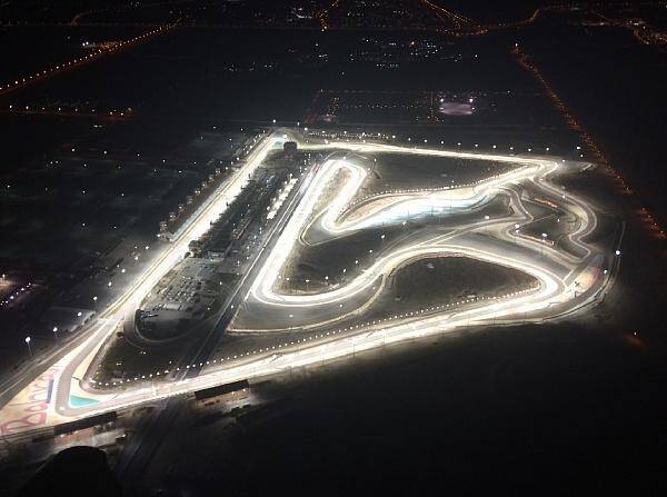 Foto zur News: Bahrain bereit für das erste Nachtrennen