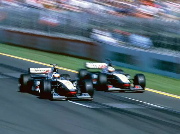 Foto zur News: 1998: Ein Australien-Grand-Prix für die Ewigkeit