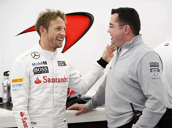 Foto zur News: Keine Fahrer 2015: Boullier entschuldigt sich bei Fans