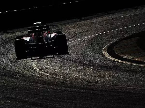 Jules Bianchi Foto zur News: Marussia erlebt zwei Trainings "wie Tag und Nacht"
