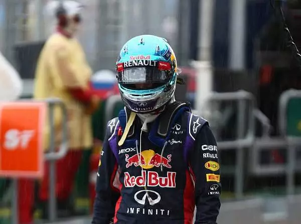 Foto zur News: Horner verteidigt Vettel: "Platz 13 schon ein Wunder"