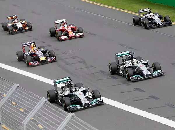 Nico Rosberg, Lewis Hamilton, Daniel Ricciardo, Kevin Magnussen Foto zur News: Eine Formel für alle? Lob und Kritik für die neuen Regeln