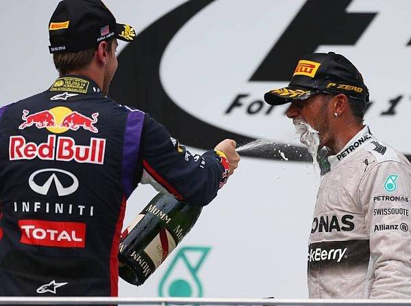 Foto zur News: Vettel bläst zur Silberpfeil-Jagd: "Wenn wir so weitermachen..."