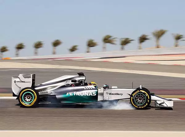 Foto zur News: Bahrain-Auftakt: Mercedes weiterhin in Front