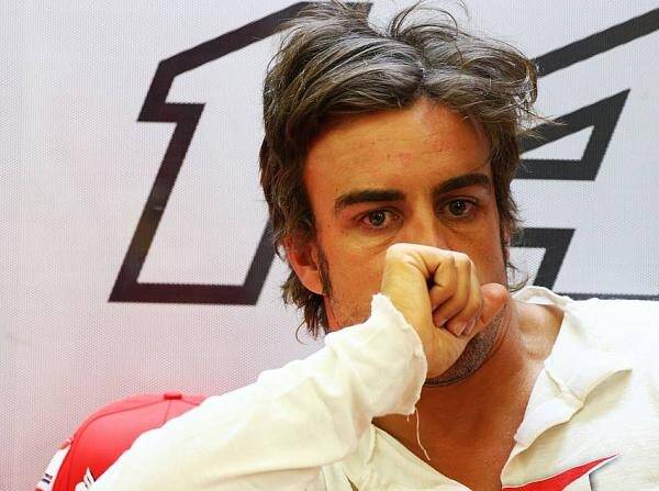 Foto zur News: "Mehr als nur ein Problem" - Alonso über Großbaustelle Ferrari