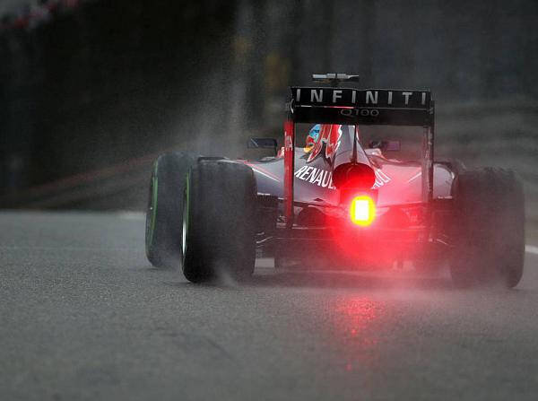 Foto zur News: Silverstone: Erste Saison-Bestzeit für Vettel