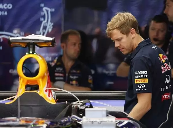 Foto zur News: Vettel: Platzt beim Jubiläumsrennen der Knoten?