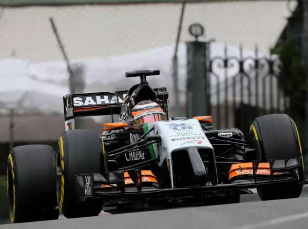 Sergio Perez Foto zur News: Perez: "Werden noch ein paar Autos in den Leitplanken sehen"