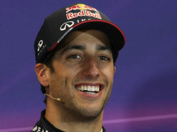 Foto zur News: Die "Bullen" kommen näher: Ricciardo in Topform