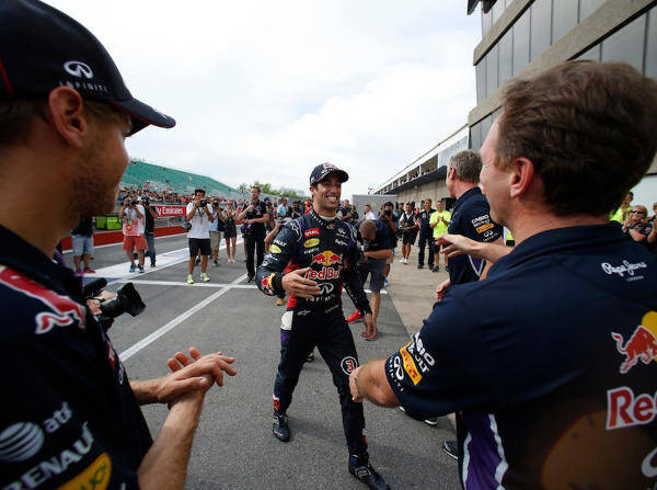 Foto zur News: Ricciardo bleibt: Kanada-Sieg eröffnet Vertrags-Optionen