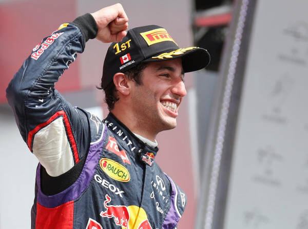 Foto zur News: Red Bull jubelt über Glücksgriff Ricciardo