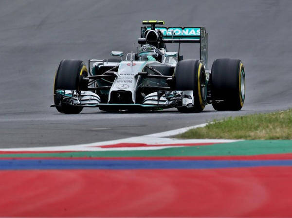 Foto zur News: Auftakt in Spielberg: Rosberg holt die Bestzeit
